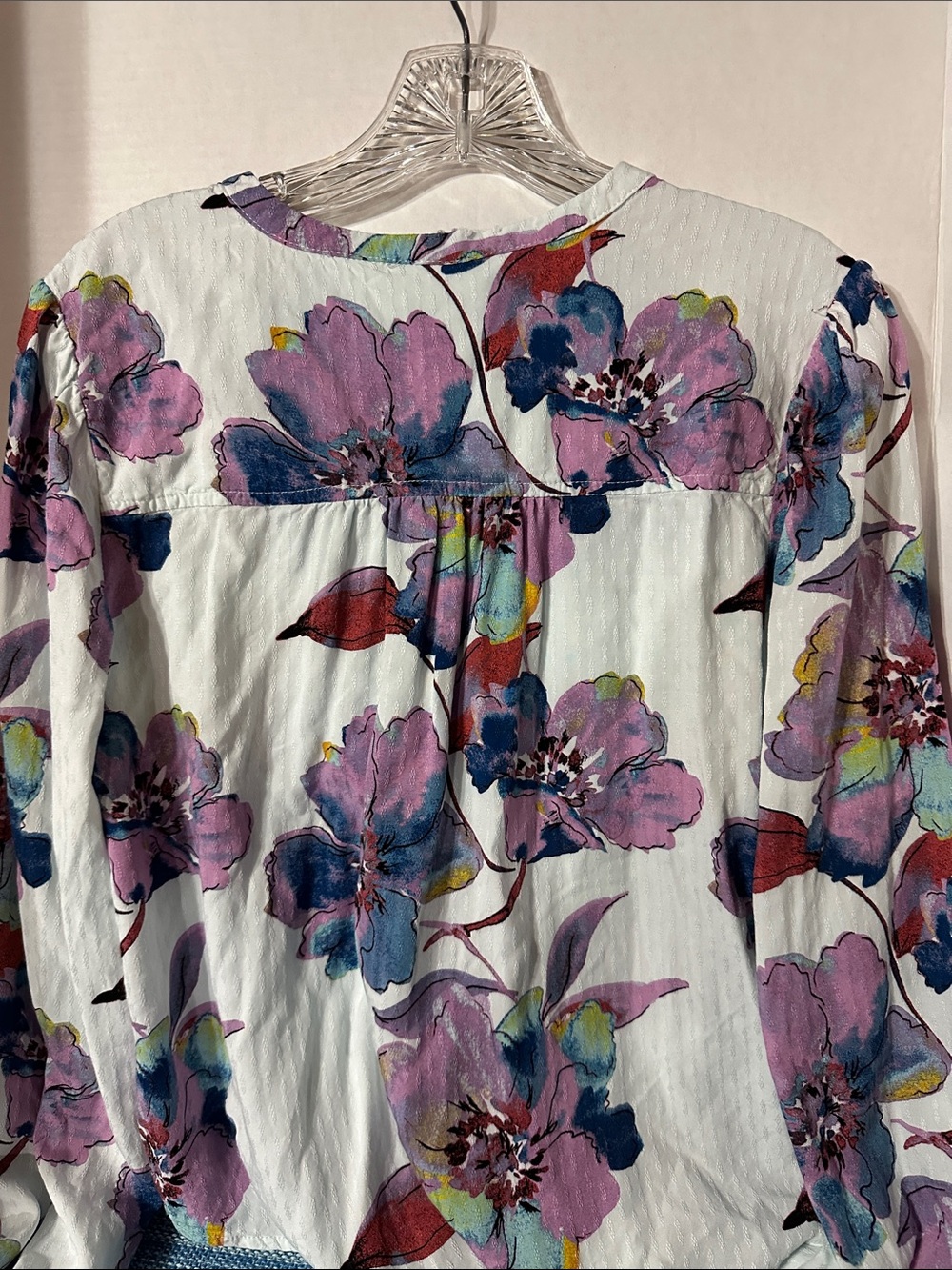 Zac & Rachel Floral Button-Front Blouse in Light Blue, Purple and Navy - Picture 5 of 5